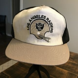 Vintage Los Angeles Raiders Nfl Football White & Black Mesh Baseball Cap
