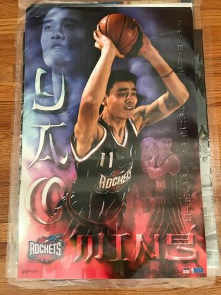 Rare Vintage Laminated Houston Rockets Yao Ming Nba Wall Poster 34 1/2 X 22 1/2