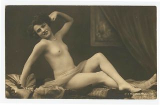 1920s French Nude Julien Mandel Pretty Lady Vintage Photo Postcard