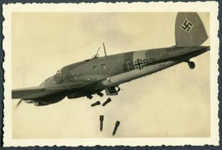 Ww2 German Press Photo Card Of Luftwaffe He 111 Heinkel Bomber