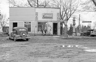 1940 Gas,  Country Store & Post Office,  Le Grand,  Ia Old Photo 11 " X 17 " Reprint