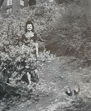 Vintage Old 1946 Photo Of Woman In The Bushes With Shoes Off Brooklyn York