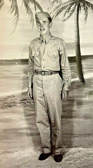 - Ww2 Us Army Private Wearing Summer Service Uniform Miami Fl 1944 Photo