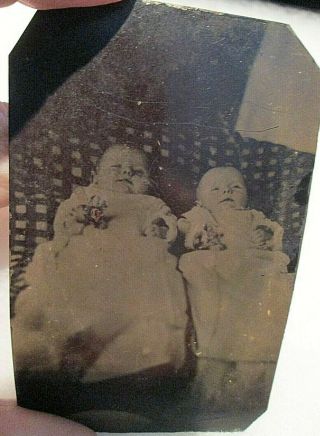 Civil War Era Tintype - 2 Babies " Twins " ?? - Appears To Be Post Mortem
