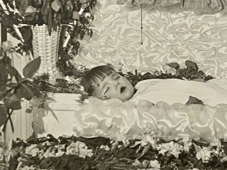 Post Mortem Baby Child Casket Photo Funeral Parlor Antique Mourning Memento Mori