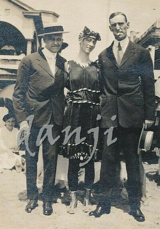 Naughty Cold Swimsuit Edwardian Girl With With 2 Men In Suits On Beach Old Photo
