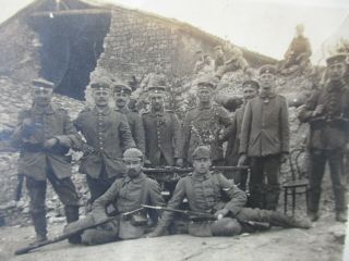 Wwi German Army Post Card Photo Soldiers In Pickelhaubes Field Uniforms 1915 Ww1