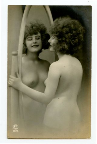 1920s Vintage Risque Nude Pretty Lady In Front Of A Mirror French Photo Postcard