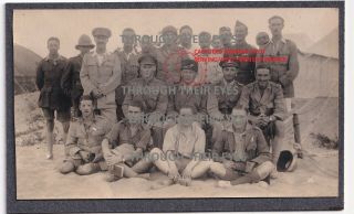 Ww1 Photo German /turkish Pilot Pow Posing With Royal Flying Corps Men