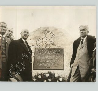 Wright Brothers Orville W/ Kitty Hawk @ Memorial Vtg.  1928 Aviation Press Photo