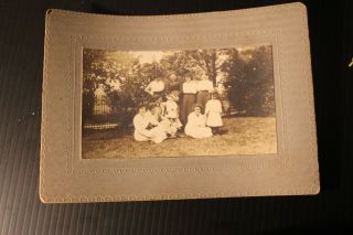 Vintage Black & White Photo Old Family Early 1900 Cdv