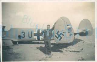 Ww2 North Africa British Army Soldier With Captured German Plane Photo 3.  2x2.  2 "