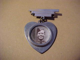 Ww2 Vintage Sweetheart Brooch Heart Shape With Photo Of Service Man (changeable)