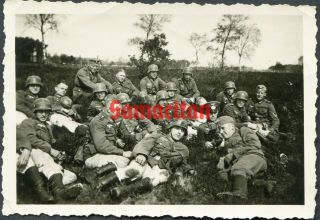 D4/2 Ww2 Photo Of German Wehrmacht Infantry Resting