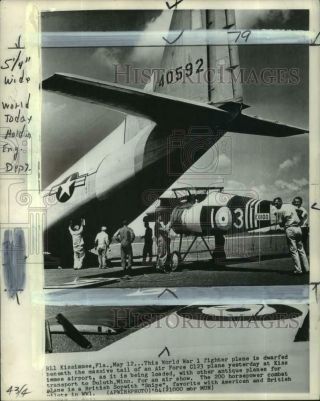 1964 Press Photo World War I " Snipe " Fighter Plane And Air Force C123 In Florida