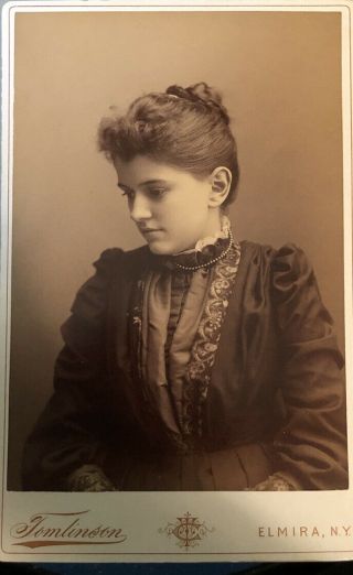 Victorian Antique Cabinet Card Photo Of Young Woman - Name On Back