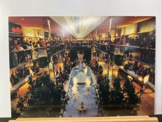 Vintage Postcard.  West Edmonton Mall Alberta Canada Fountains 12x17cm Pc107