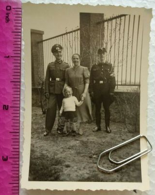029 Ww2 Orig.  Photo German Officer Boy Black Uniform Armband Lady 2.  5 X 3.  5 Inch