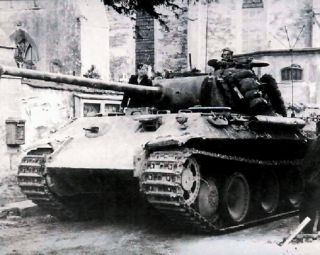 German Panther Tank In Action 8 " X 10 " World War Ii Ww2 Photo 97