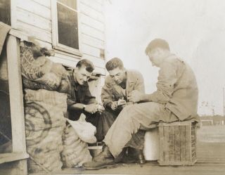 Vtg 1944 Photo Ww2 Us Navy Sailors On Kp Kitchen Police Peeling Potatoes Guam