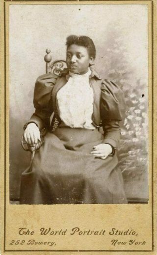Vintage Cabinet Photo - African American Women - The World Portrait Studio Ny