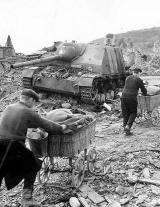 6 X 4 Photograph Ww2 German Jagdpanzer Iv Knocked Out France 1945 91