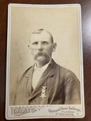 Civil War Veteran Cabinet Card Gar H.  W.  Craig Photographers