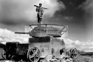 Ww2 Photo Chinese Soldier Posing On The Tower Of The T - 26 Tank 433