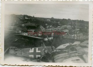 Wwii Photo - Us Captured German Fw 190 / Me 109 Fighter Planes W/ Markings