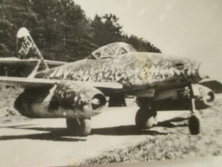 PHOTO Captured German Luftwaffe Me - 262 Jet Fighter 2