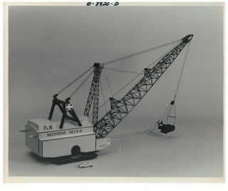 Vintage Bucyrus Erie B&w Photo Of Model Of Crane 2570 - W 70