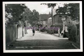 H1952 - Ye Olde Village Inne On The Hight St.  In Bembridge,  C1940/50 - Postcard