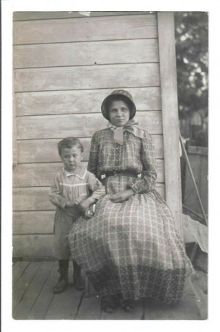 Vintage Photo Postcard Family Child Infant Mom & Baby - Girl Dress Capor Old Rppc