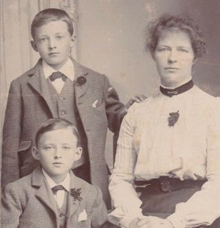 C H Young Towyn Aberdovey Family Portrait Victorian Antique Cdv Carte De Visite