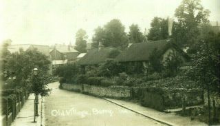 1920 Postcard Thatched Cottages In The Old Village Barry Glamorgan