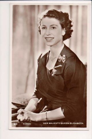 Vintage Postcard Elisabeth Ii Queen Of The United Kingdom,