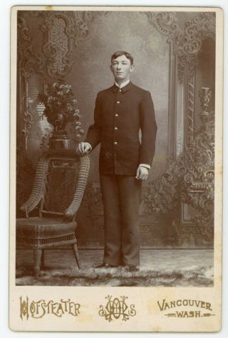 Man In Unusual Suit Antique Cabinet Card Photo Vancouver Washington
