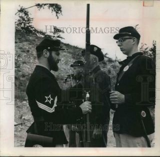1963 Press Photo Sergeant Frankenberg And Alan Hembel Of 2nd Wisconsin Regiment
