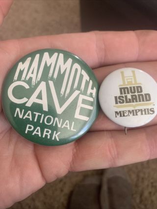 Vintage 80’s Pin Back Button.  Mammoth Cave National Park Kentucky.