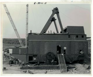 Vintage Bucyrus Erie B&w Photo Of Crane Being Built 74