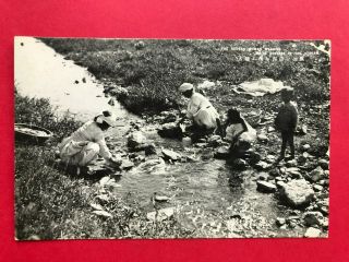 Old Korea Postcard - Washing Dress In The Stream