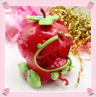 Rare Strawberry Shortcake Car Bandai 2002 Berry Cute Rides Carriage Top Spins❤️