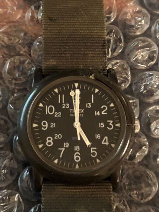 Rare Timex T - C3 Mens Vintage Watch.  Hunter Army Green.  Battery Case