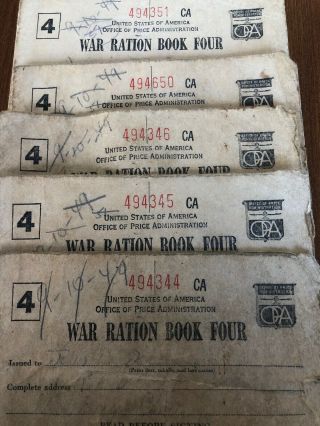 RARE FIND U.  S.  WAR RATION BOOK WAR RATION STAMPS OFFICE OF PRICE ADMIN. 2