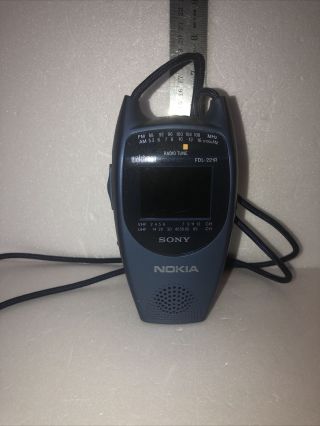 Vintage Sony Watchman Fdl - 221r Sports Portable Tv Fm Radio Nokia Rare