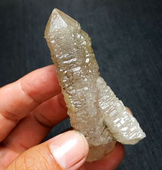 48.  8 G Rare Natural Bone Crystal,  Mineral Specimens,  Inner Mongolia A1