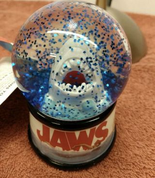 Rare Universal Jaws Movie Poster Promo Light Up Shark Mini Snowglobe Snow Globe