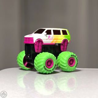 Vintage 1991 Road Champs Monster Wheels 1:64 Van Truck Neon Green Pink Rare Euc