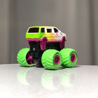 Vintage 1991 Road Champs Monster Wheels 1:64 Van Truck Neon Green Pink RARE EUC 3