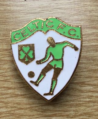 Very Rare Old Vintage Celtic F.  C Footballer Shield Badge